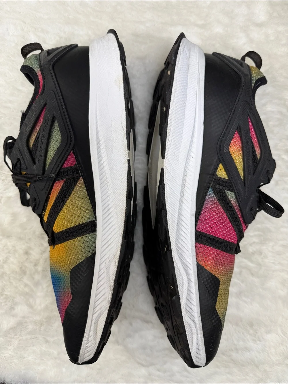 The North Face Oxeye Trail Hiking Shoes Rainbow Ombré Men’s 13 EU 47 Sneakers